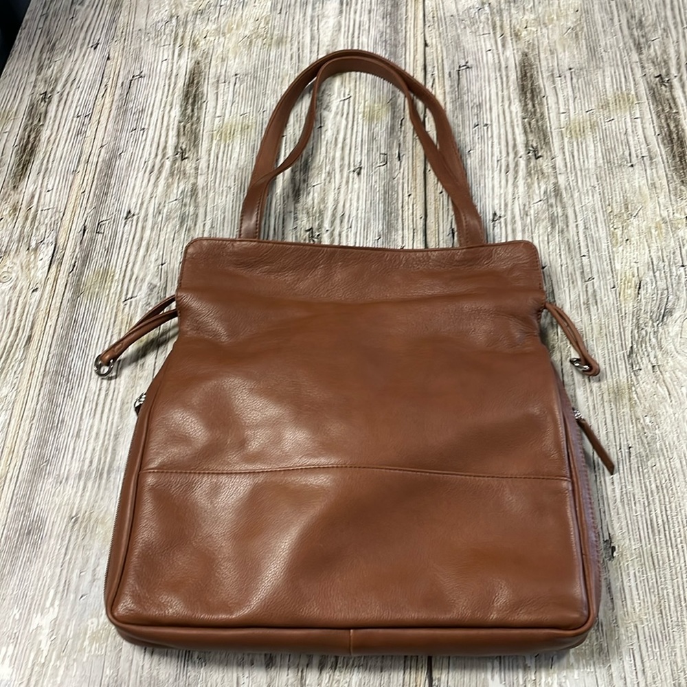 NWOT RFID concealed carry genuine leather tote